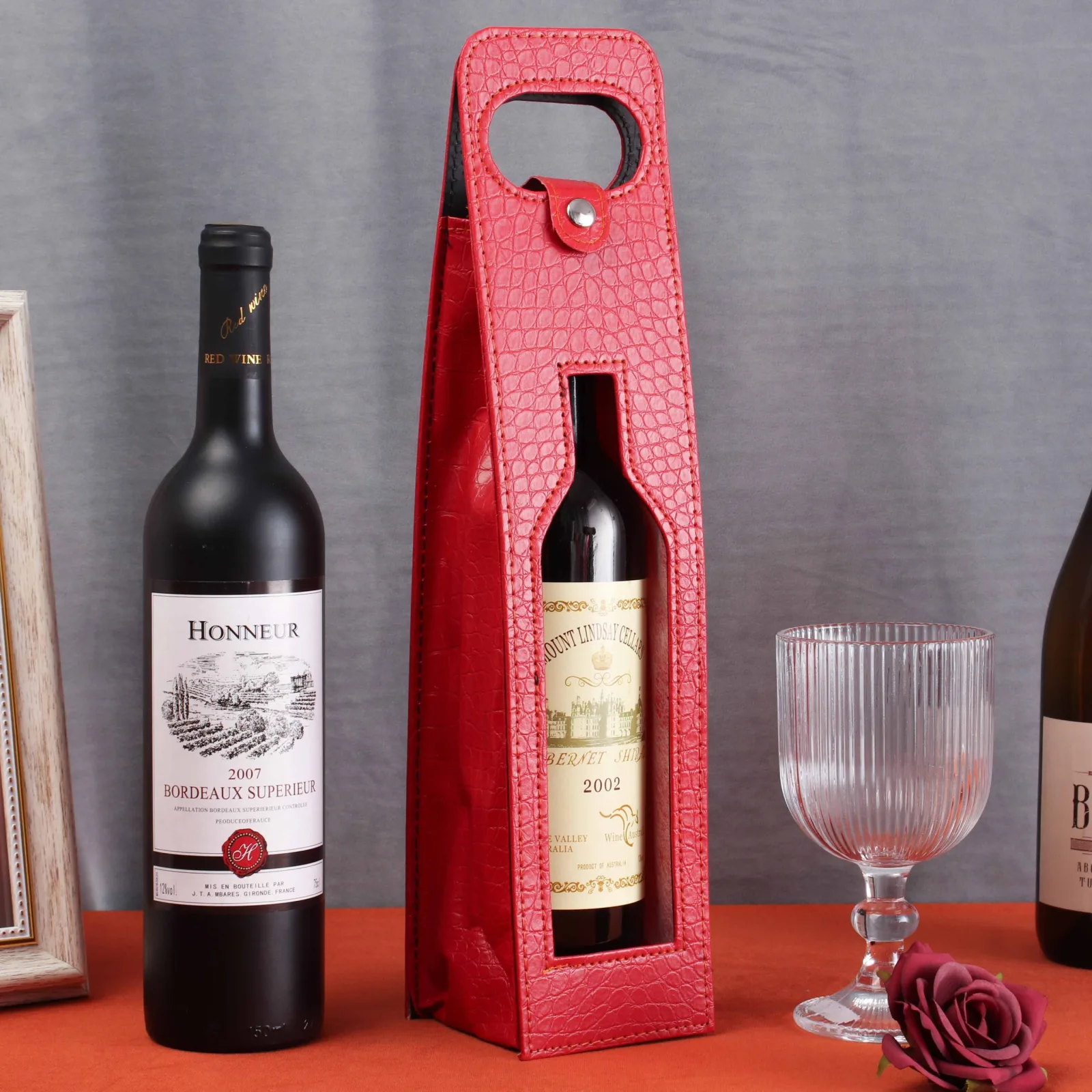 Luxury Leather Wine Bags for Single and Double Bottles 2