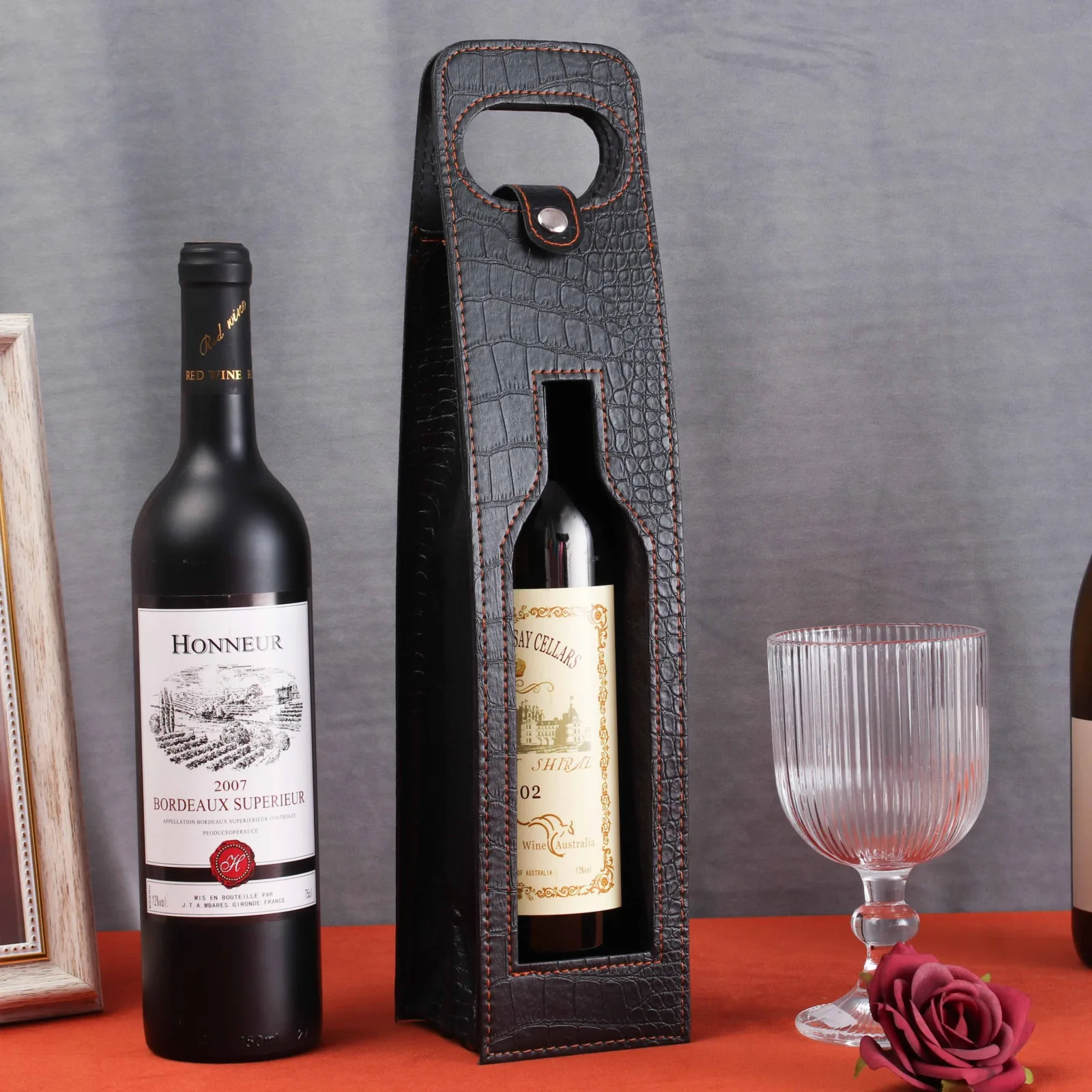 Luxury Leather Wine Bags for Single and Double Bottles 3